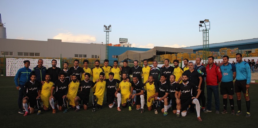 روز ششم مسابقات فوتبال صنعت غذا / پدرخوب و بهنوش ایران به مرحله نیمه نهایی صعود کردند