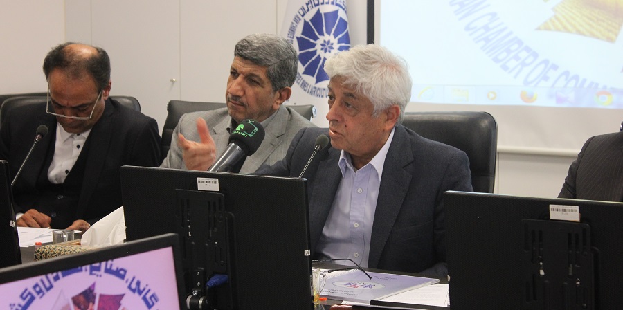 گزارش تصویری اگروفودنیوز از نشست فعالین بخش خصوصی با عباس کشاورز در اتاق بازرگانی ایران