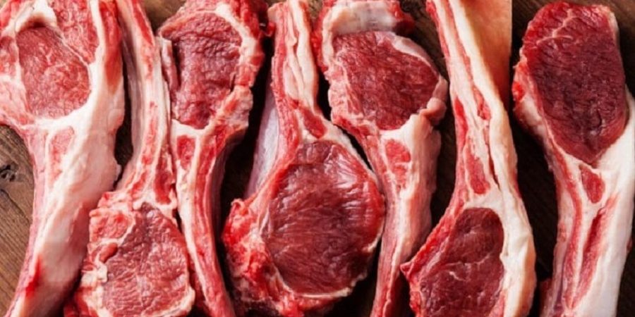 نرخ دام زنده در ایران بالاتر از همسایگان است/ روزانه ۶۰ تن گوشت وارداتی به بازار تزریق می‌شود