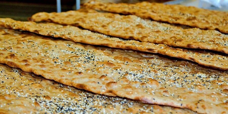 رئیس اتحادیه نانوایان سنگکی: تقاضای نان افزایش یافت/ تعزیرات جریمه نانوایان را ۵ تا ۱۰ برابر کرد/ نرخ‌نامه جدید سریع‌تر ابلاغ شود
